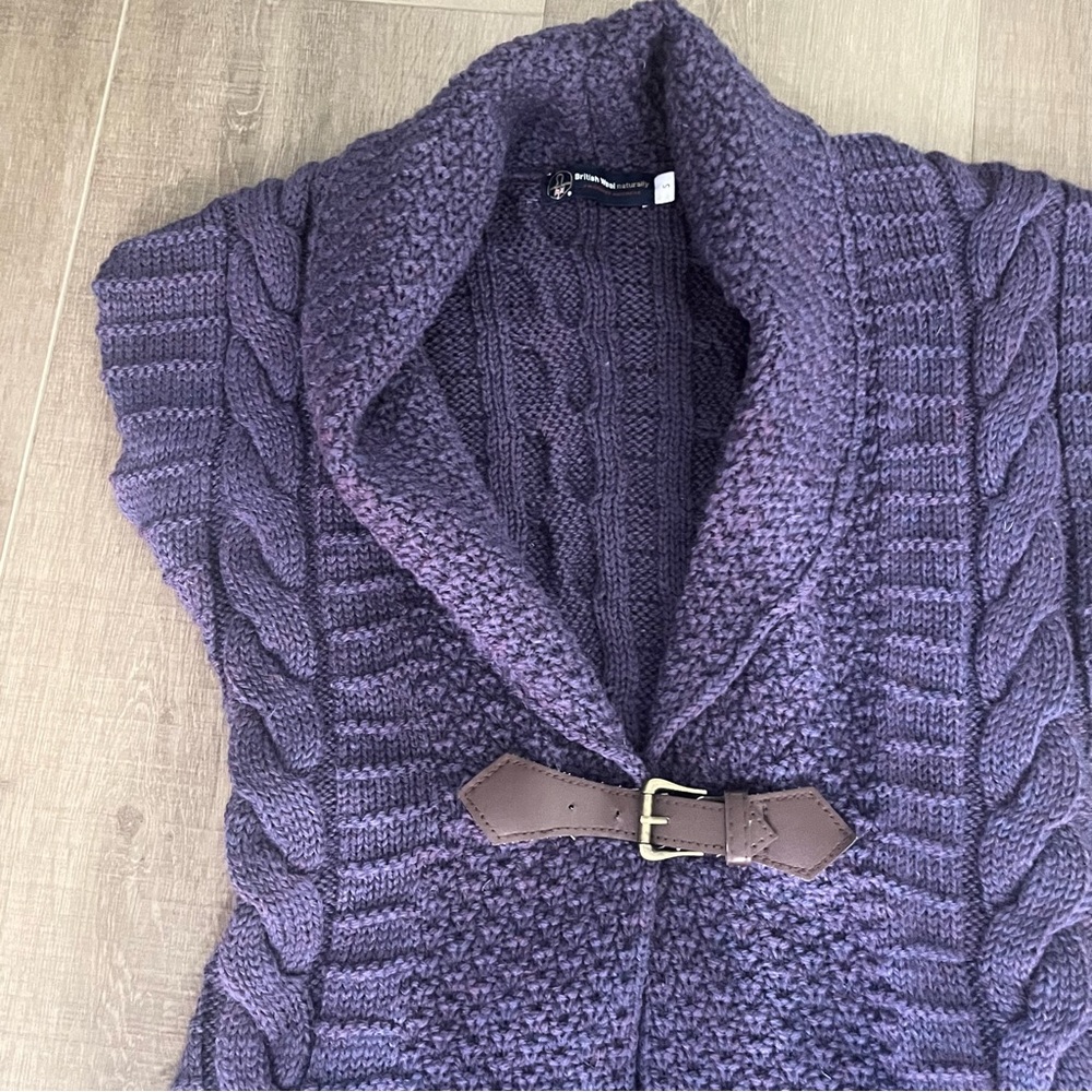 British Wool Naturally JM Cooper Cardigan Arran Buckle Cable KnitWear Purple S - Picture 8 of 13
